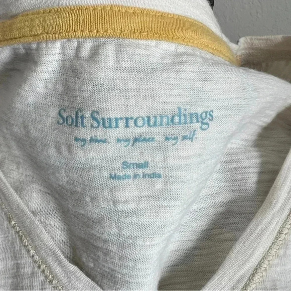 Soft Surroundings Women’s Gold Elephant Burnout V-Neck Tee Small Cap Sleeves S - Picture 10 of 15